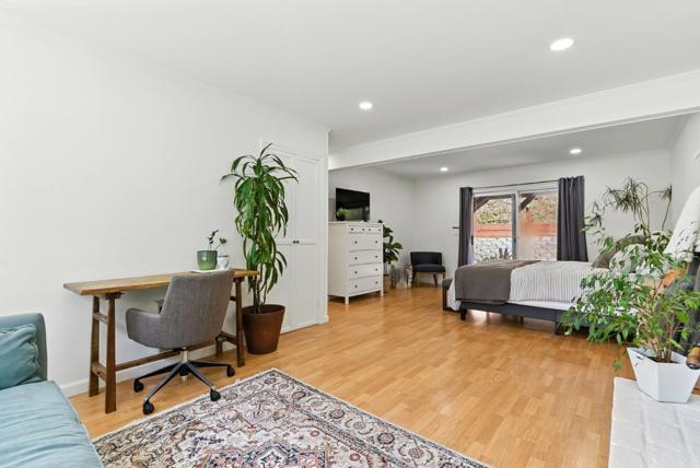 422 Avenue Portola, El Granada CA: https://media.crmls.org/mediaz/97f02dcf-e49e-4789-ae98-9293cec742d0.jpg