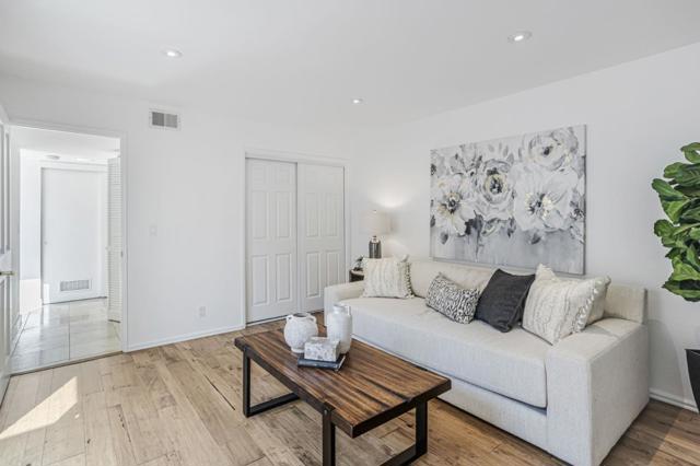 142 Calle Larga, Los Gatos CA: https://media.crmls.org/mediaz/97f1f0a4-a467-4a11-8004-973450330784.jpg