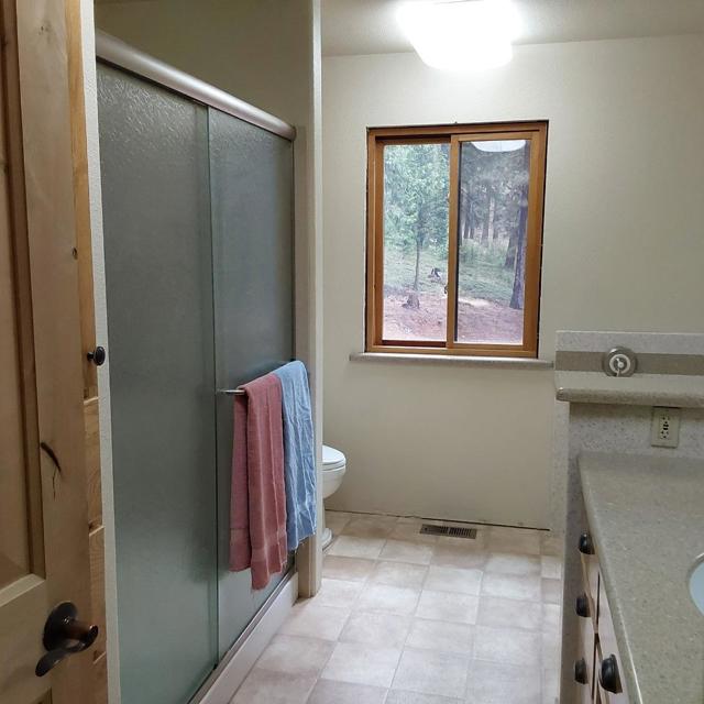 5051 Arctic Lane, Somerset CA: https://media.crmls.org/mediaz/97f299ac-96ce-4ddc-80fc-75ca173672bf.jpg