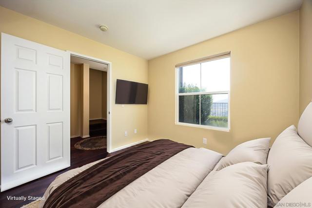 1110 Calabria St, Santee CA: https://media.crmls.org/mediaz/97f2abd3-146a-443f-8df0-cc3bf993c1a0.jpg