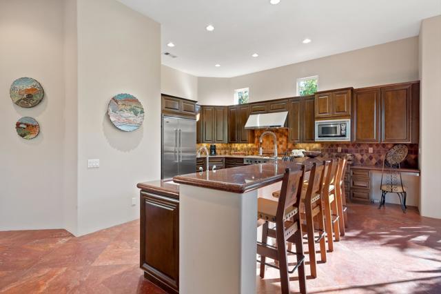 80935 Weiskopf, La Quinta CA: https://media.crmls.org/mediaz/97f2ef34-20d7-420a-b89f-53f6a7901a32.jpg
