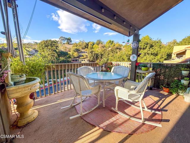 291 Sequoia Court, Thousand Oaks CA: https://media.crmls.org/mediaz/97f438f6-5571-4383-bad9-0b3b179dfb83.jpg