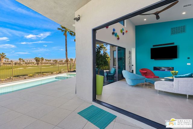4321 Lumina Way, Palm Springs CA: https://media.crmls.org/mediaz/97f4946c-f6bd-4ee2-a951-98bf1f7efcbd.jpg