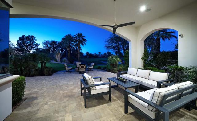 76054 Via Saturnia, Indian Wells CA: https://media.crmls.org/mediaz/97f4c0cd-257b-4b0b-b7a3-3ddaa1332305.jpg