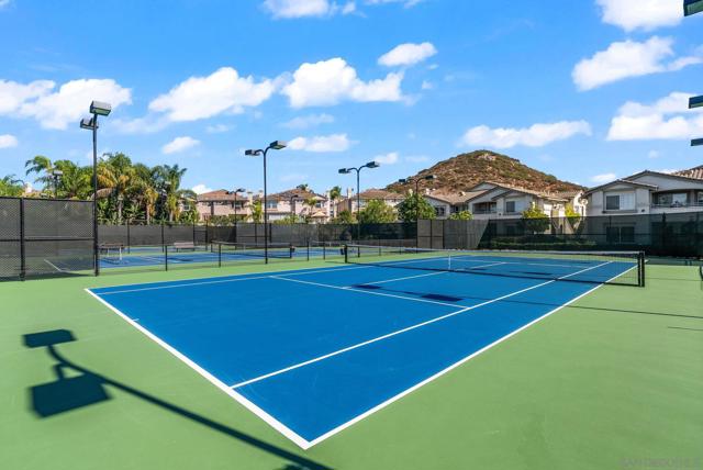 18622 Caminito Cantilena, San Diego CA: https://media.crmls.org/mediaz/97f605c9-117d-4bd8-aa1b-f4ee91bd5a6d.jpg