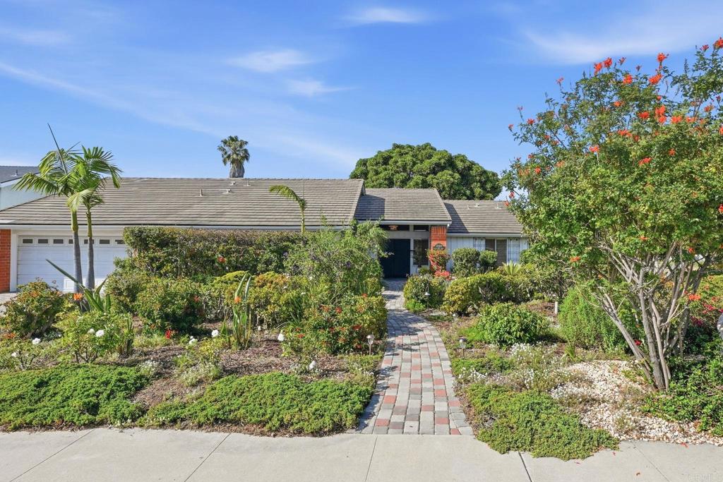 1066 Guildford Court - photo 3