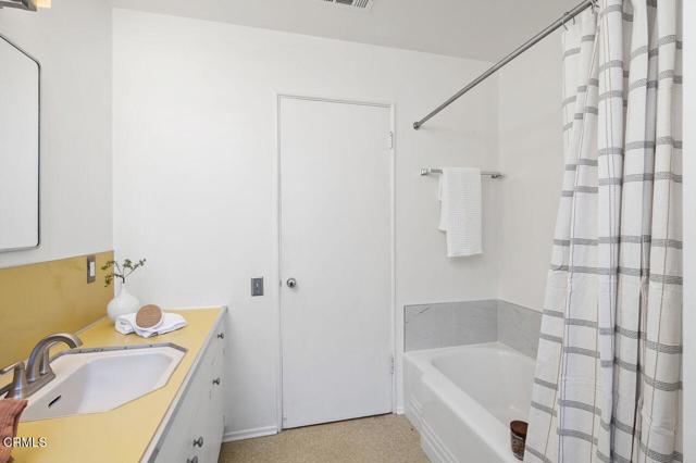 Detail Gallery Image 28 of 40 For 314 San Juan Way, La Canada Flintridge,  CA 91011 - 4 Beds | 2 Baths