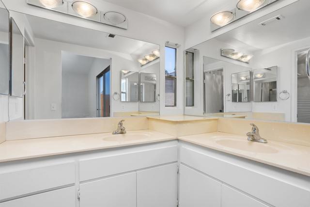 Detail Gallery Image 22 of 29 For 2035 Badger Gln, Escondido,  CA 92029 - 3 Beds | 2 Baths