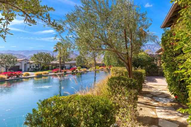 37 Shoreline Drive, Rancho Mirage CA: https://media.crmls.org/mediaz/97f8057d-497c-4b1d-b3ab-1b64d3adc6d9.jpg