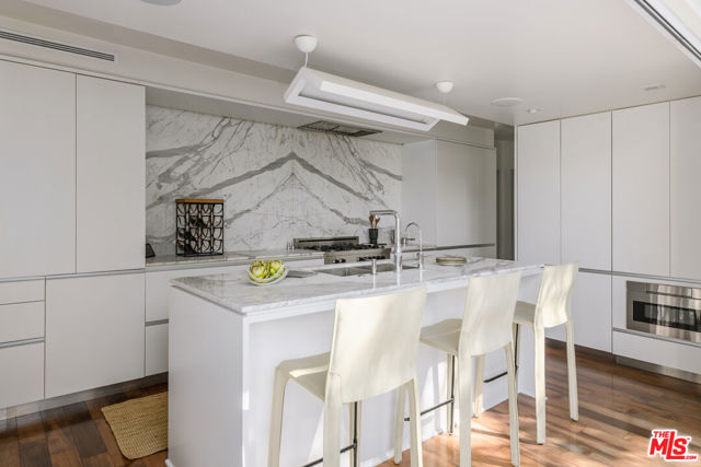 1856 Hi Point Street, Los Angeles CA: https://media.crmls.org/mediaz/97f80ce9-6396-4aa0-947b-8c3ea4c64763.jpg