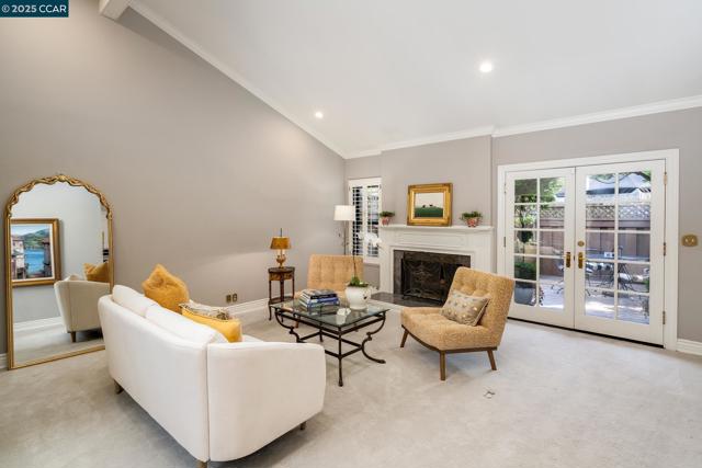 131 Shoshone Court, Danville CA: https://media.crmls.org/mediaz/97f8ba32-62d6-4576-a5be-e2340203c56e.jpg