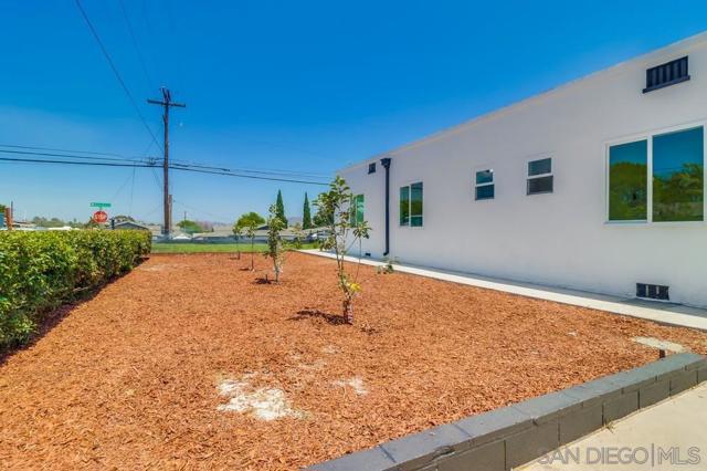 2780 Buena Vista, Lemon Grove CA: https://media.crmls.org/mediaz/97f8cda9-e51c-45ed-bc23-58912a0cd676.jpg