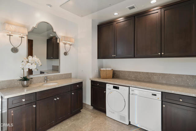 Detail Gallery Image 45 of 74 For 345 E Colorado Bld #302,  Pasadena,  CA 91101 - 3 Beds | 4/1 Baths