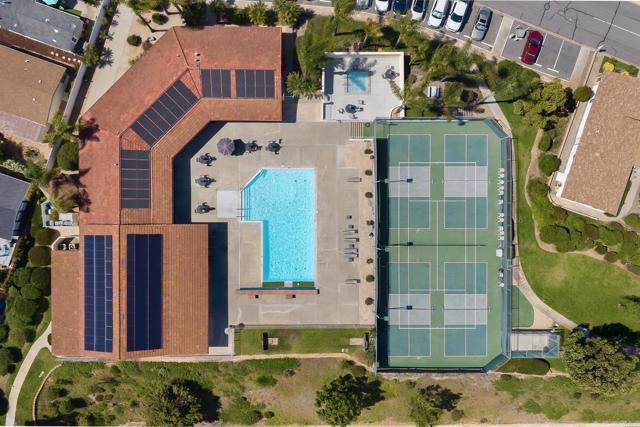 Detail Gallery Image 36 of 44 For 634 via Columbia, Vista,  CA 92081 - 2 Beds | 2 Baths