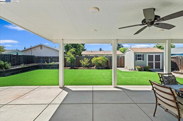 3947 Pestana Way, Livermore CA: https://media.crmls.org/mediaz/97fbfb16-3138-4242-9e48-7bdeaa03b408.jpg