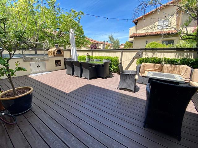 1119 Royal Lane, San Carlos CA: https://media.crmls.org/mediaz/97fe33b1-9b66-4f49-a092-4c8c4de33bbb.jpg