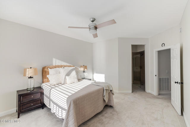 4153 Brookcrest Court, Moorpark CA: https://media.crmls.org/mediaz/97fe3af3-952f-426c-9060-13a2080773c0.jpg