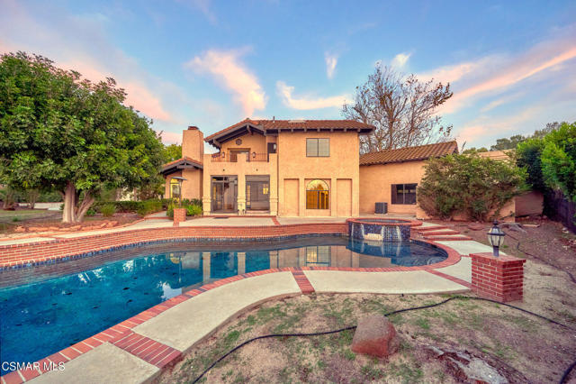 751 Wildwood Avenue, Thousand Oaks CA: https://media.crmls.org/mediaz/97fe4ca8-df30-41d8-a407-a5ae900fe365.jpg