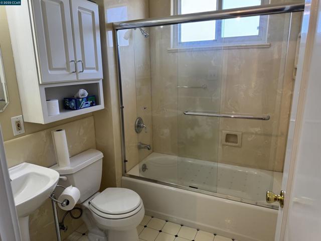 17300 Via Melina, San Lorenzo CA: https://media.crmls.org/mediaz/97feaf2d-d499-47af-bc40-d4ab044c052a.jpg