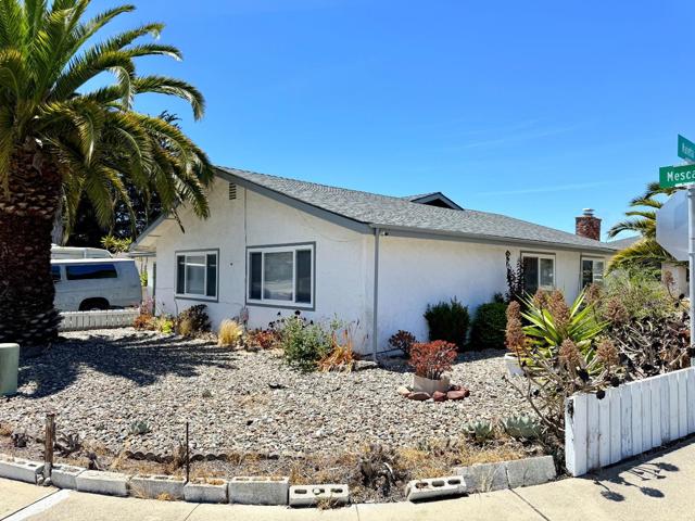 1605 Marietta Street, Seaside CA: https://media.crmls.org/mediaz/97fecb80-c054-471f-b9d1-3e95ad22e799.jpg
