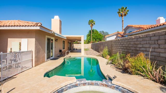 78901 Runaway Bay Drive, Bermuda Dunes CA: https://media.crmls.org/mediaz/97feeb04-983b-4d64-908d-c4ddf785509c.jpg