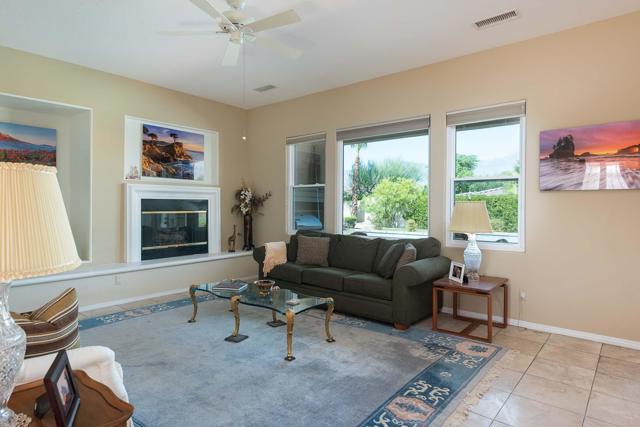 69727 Camino Pacifico, Rancho Mirage CA: https://media.crmls.org/mediaz/97ff5405-1d00-4ba3-a2bc-8e7d43f2187c.jpg