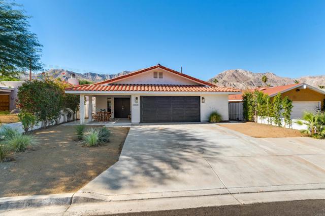 Image Number 1 for 54855 Avenida Vallejo in LA QUINTA