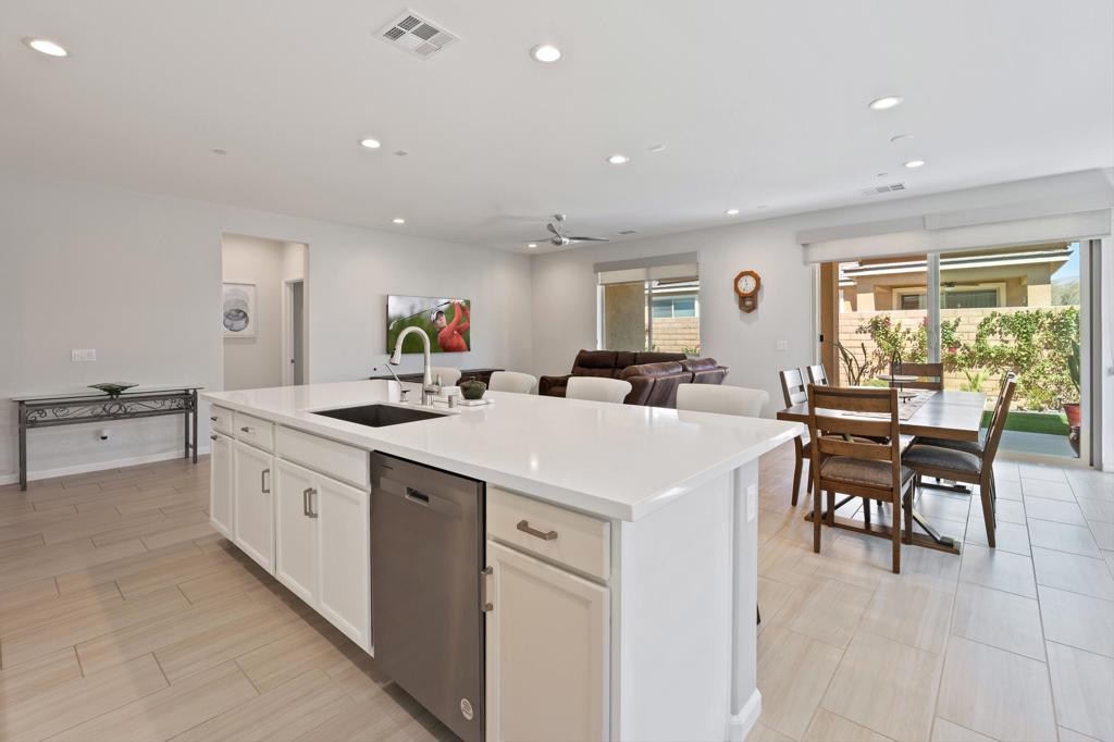 MLS #219135248DA image #21