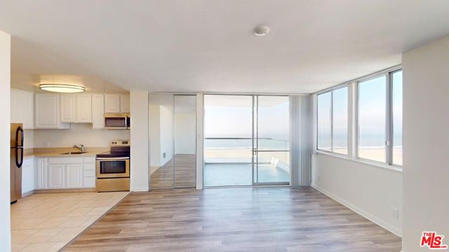 1431 Ocean Avenue, Santa Monica CA: https://media.crmls.org/mediaz/9800e86e-c795-4a62-a6f9-cb6ee132c5a0.jpg