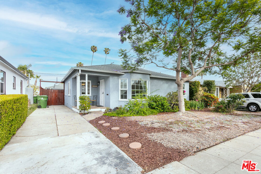 3026 S Beverly Drive, Los Angeles, CA 90034