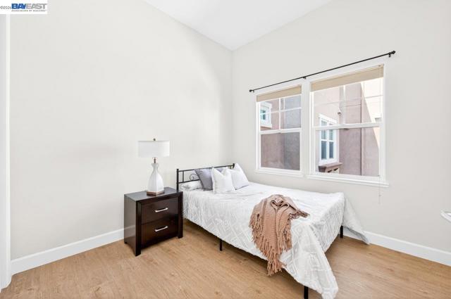 3651 Branding Iron Pl, Dublin CA: https://media.crmls.org/mediaz/98020239-64e2-4aae-bffc-3866e6362d1f.jpg