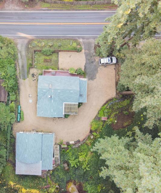 8787 Highway 9, Ben Lomond CA: https://media.crmls.org/mediaz/98034469-f8bf-479d-819e-c1dbefde3461.jpg