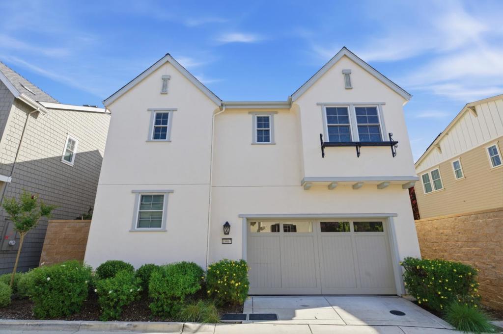 18867 Montalvo Oaks Circle