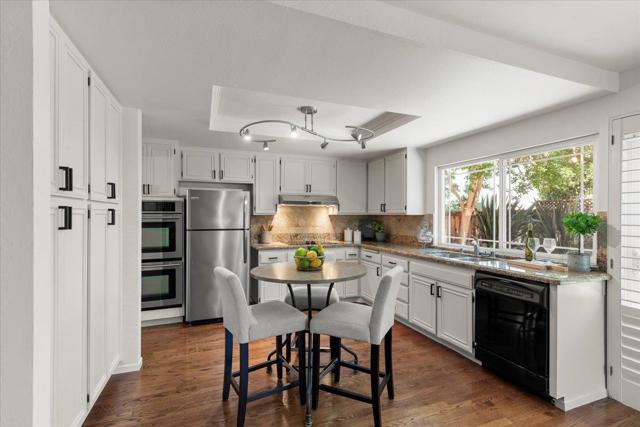 5420 Century Plaza Way, San Jose CA: https://media.crmls.org/mediaz/98039a0f-1dd4-4172-befd-f24f985517b4.jpg