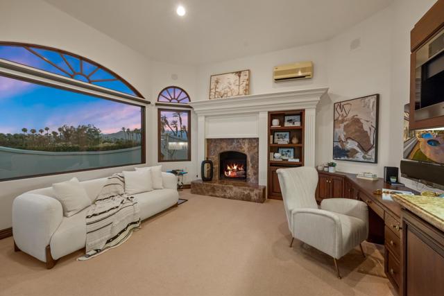 345 Crest Lake Drive, Palm Desert, CA 92211