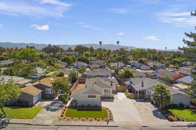 2206 San Antonio Place, Santa Clara CA: https://media.crmls.org/mediaz/98042e75-fd66-43f0-9324-00d0503b0afd.jpg