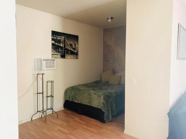 80580 Apple Court, Indio CA: https://media.crmls.org/mediaz/9804335b-64c7-4afb-8fb8-cbc6ef8ce819.jpg