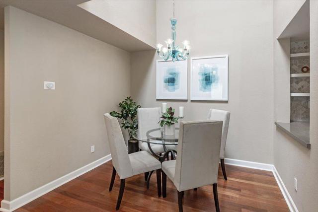 2952 Carrington Court, San Jose CA: https://media.crmls.org/mediaz/98047158-4316-490a-89fa-9c8ac4cb096d.jpg