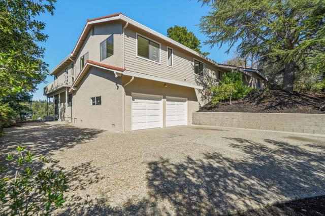 79 Muth Drive, Orinda CA: https://media.crmls.org/mediaz/9804789b-7aaa-427c-b692-c236a937fdd5.jpg