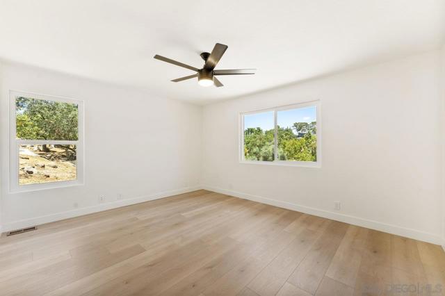 2047 Via Del Torrie, Alpine CA: https://media.crmls.org/mediaz/98049df3-2d5e-445b-ae2d-43f521ee9a40.jpg
