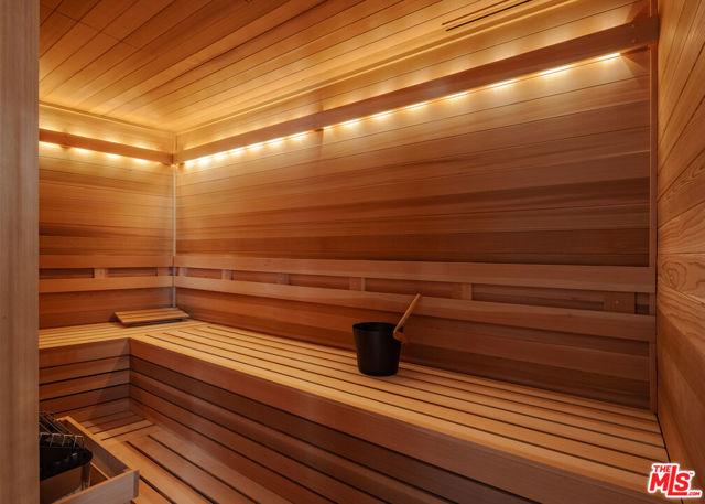 1520 Carla, Beverly Hills CA: https://media.crmls.org/mediaz/9804c5f7-8df2-4eb6-9251-098f55a02465.jpg