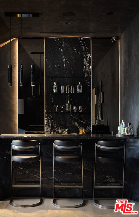 16401 Mulholland Drive, Los Angeles CA: https://media.crmls.org/mediaz/98055a9e-aa1c-4226-8335-d265579ffd05.jpg