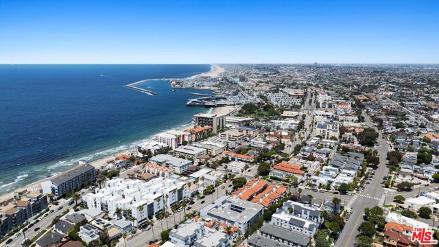 612 Catalina Avenue, Redondo Beach, California 90277, ,Residential Income,Sold,Catalina,25536287