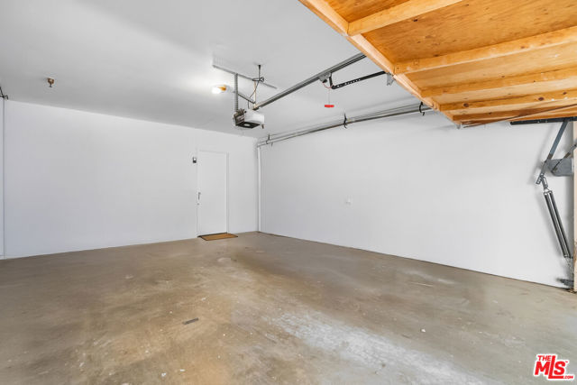 241 Monterey Road, South Pasadena CA: https://media.crmls.org/mediaz/98070f97-ea88-48b0-a04a-3522323125f8.jpg