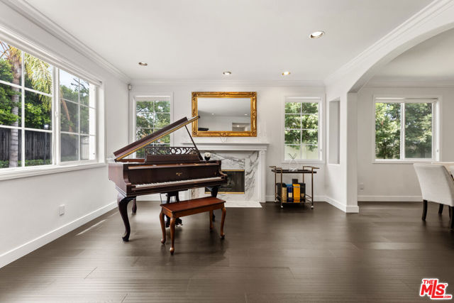 18439 Jonah Court photo 3