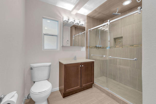 Image 12 of 24 For 66790 Yucca Drive