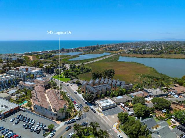 545 Laguna Dr, Carlsbad, CA 92008