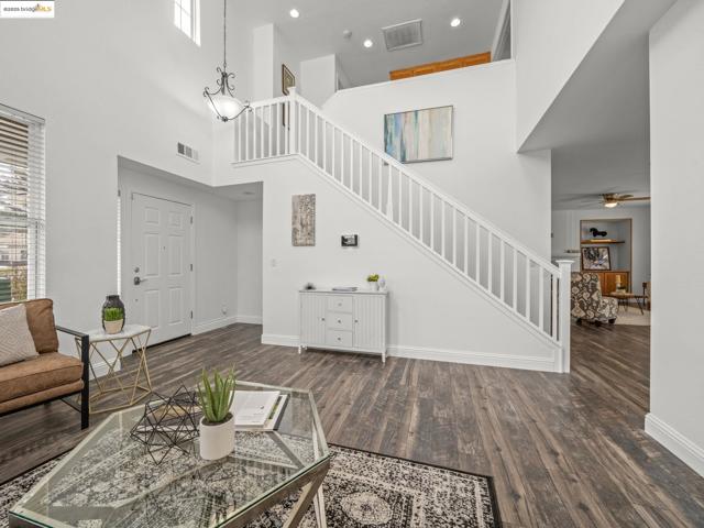Image 3 of 32 For 1175 Nicholas Ct