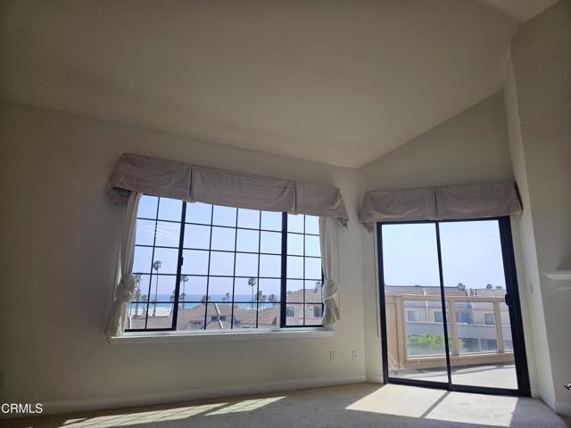 612 Island View Circle, Port Hueneme CA: https://media.crmls.org/mediaz/980999b5-bcba-43f1-951e-8b7857fa49b9.jpg