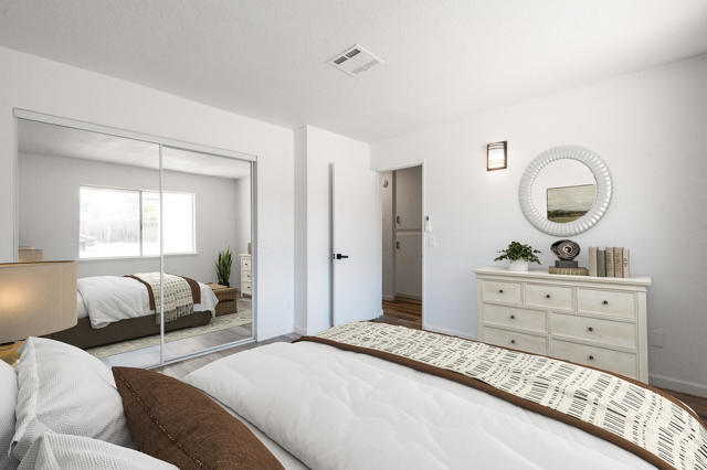 56869 Mountain View Trail, Yucca Valley CA: https://media.crmls.org/mediaz/9809cb22-a9d2-48d0-95b3-473dae6a49f7.jpg